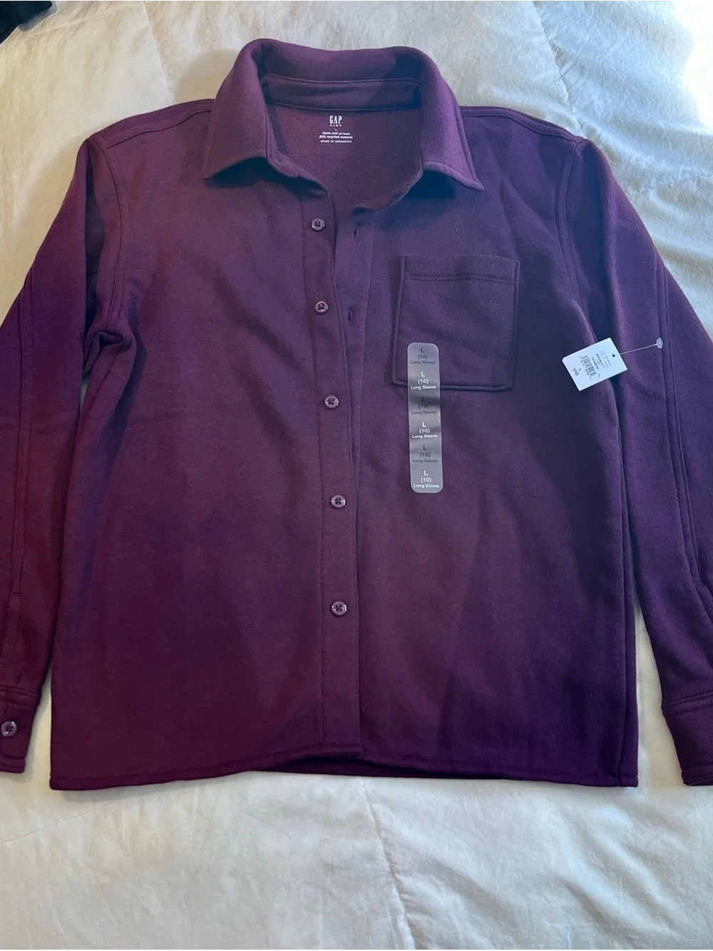 GAP Long-Sleeve Button-Down Shirt Jacket in Burgundy